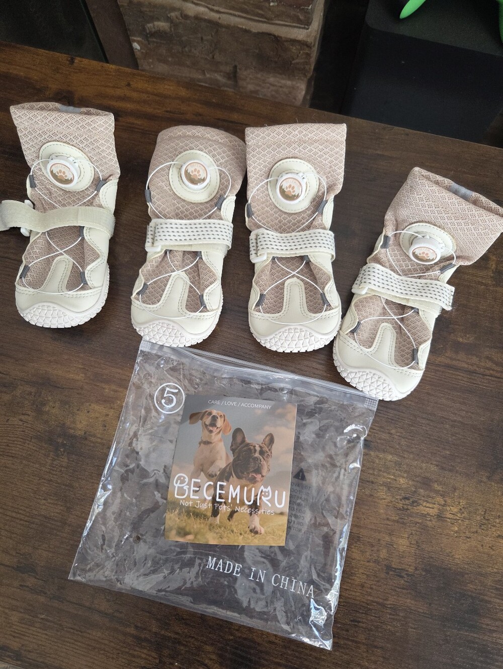 Boa Style Breathable Mesh Rubber Sole Dog Boots Size 5 43-62 Lbs With Packaging